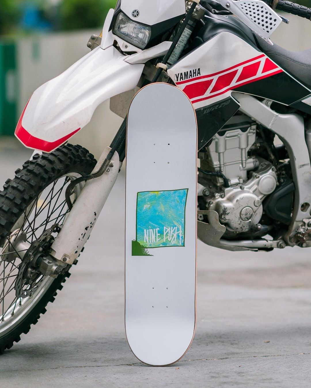 Ninepush Team Dirt Bike Deck 8.0