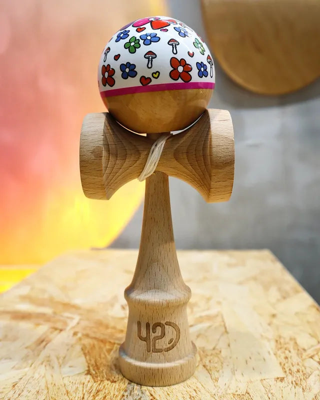 Love & Peace LIGHT 香港本地品牌 劍球 420Kendama